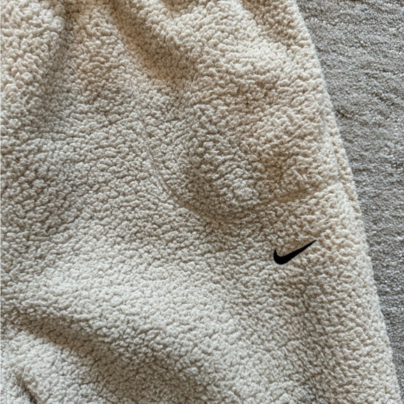 Nike fuzzy beige pants - Picture 2 of 3